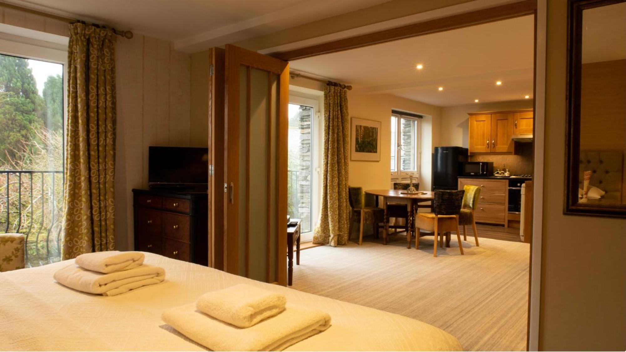 Yewfield Self Catering Apartments Гоксгед Екстер'єр фото